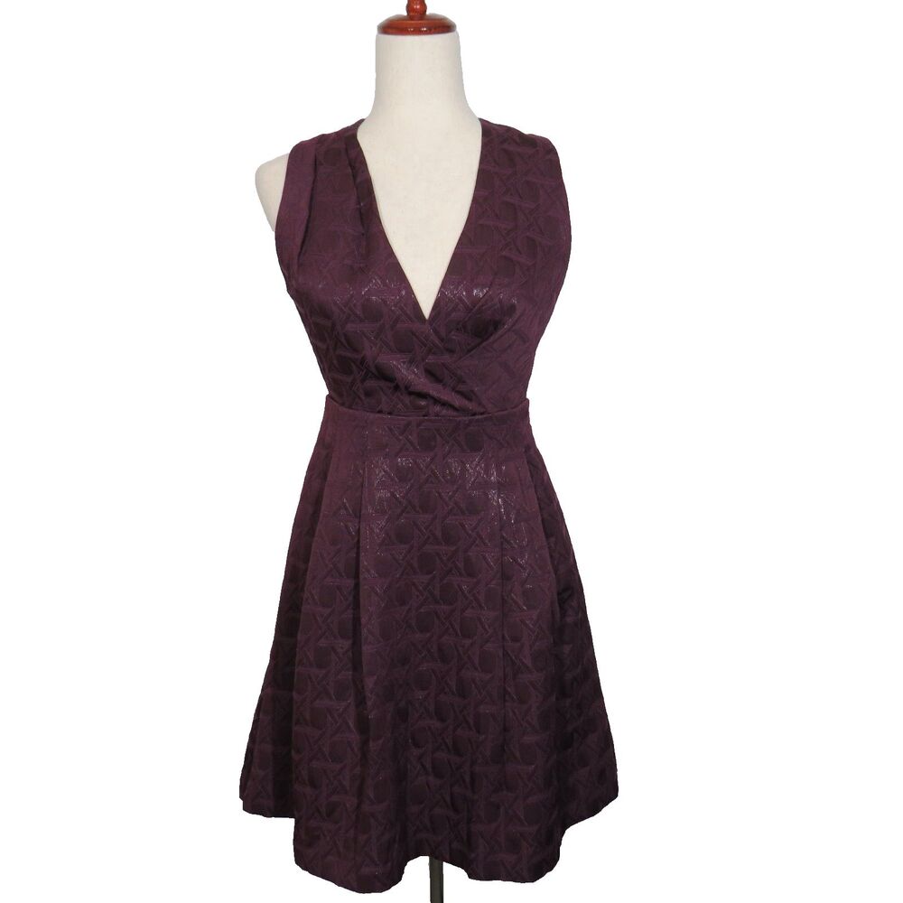 Kirna Zabete Plum Deep V Fit Flare Side Pocket Mini Dress Size 2